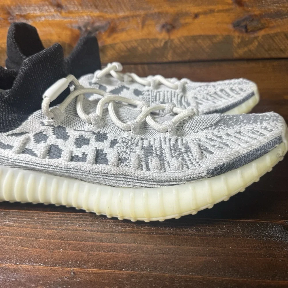 Adidas Men's Yeezy Boost 350 V2 CMPCT Slate White Panda Sz 12 (11.5